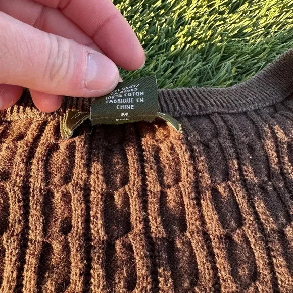 Eddie Bauer Women’s Brown Cable Knit V neck sweater Size M - Picture 3 of 4